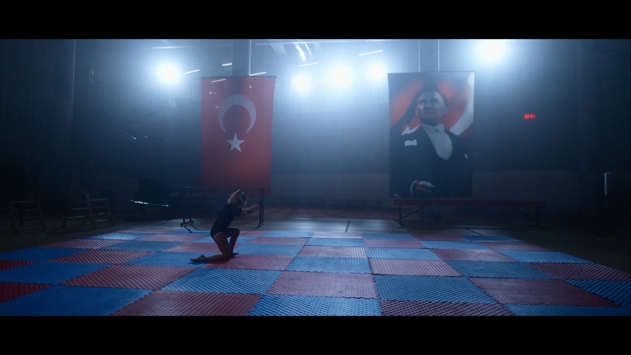 9'u 6 Geçe — 10 Kasım
